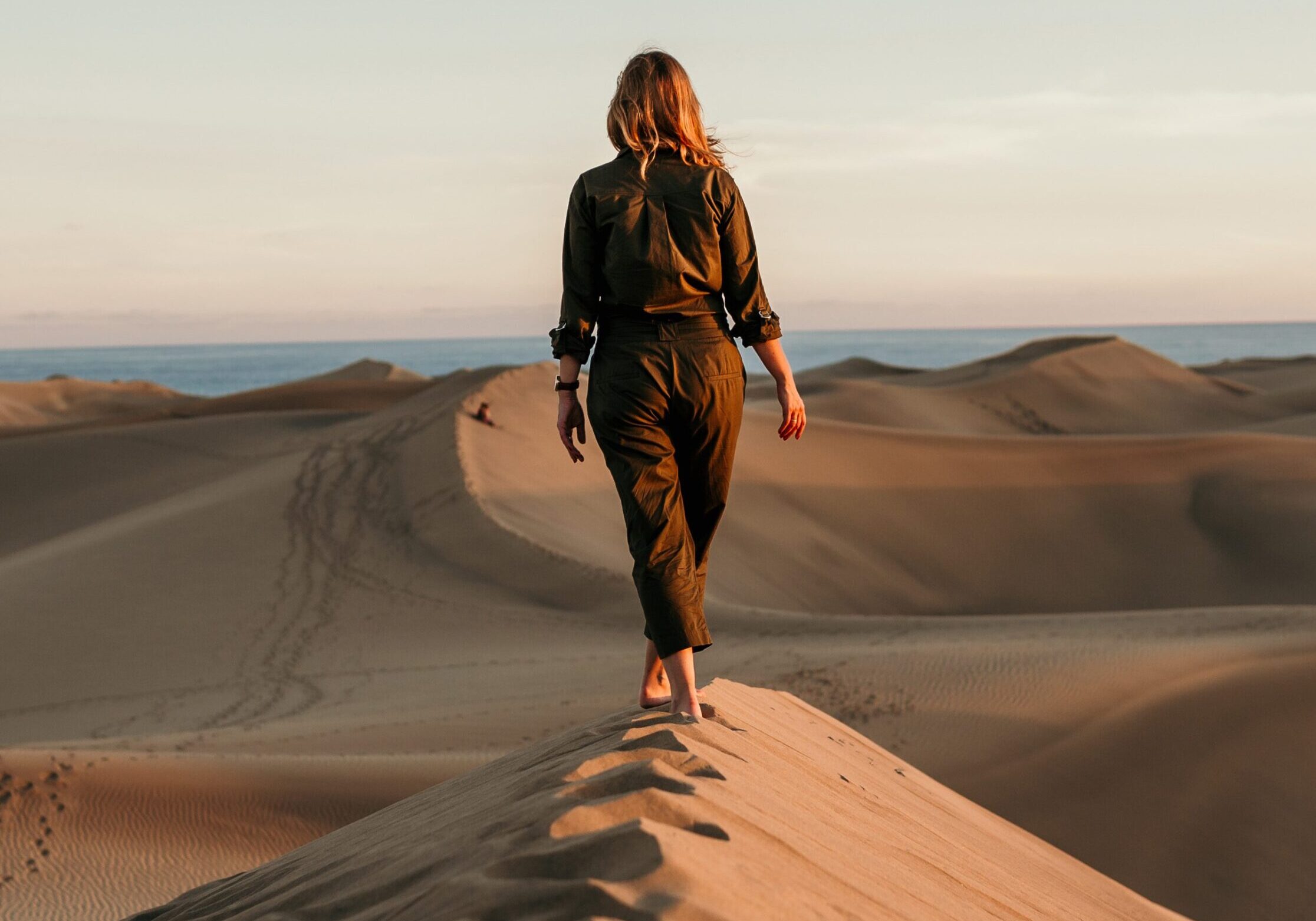 Abeona Luxury Solo Female Traveler In The Desert